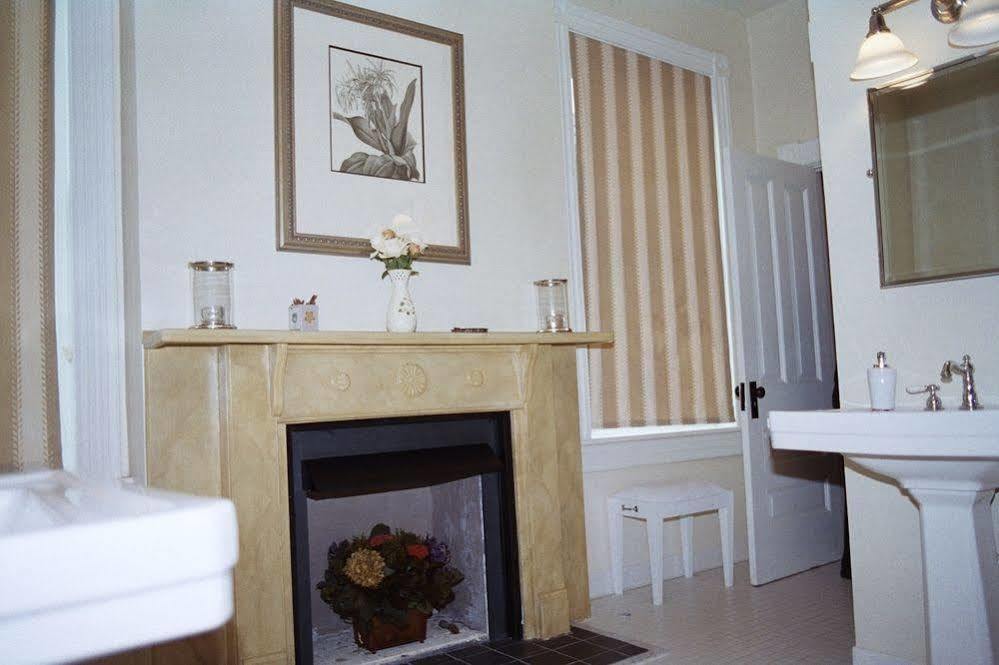 Freemason Inn Bed And Breakfast ノーフォーク エクステリア 写真